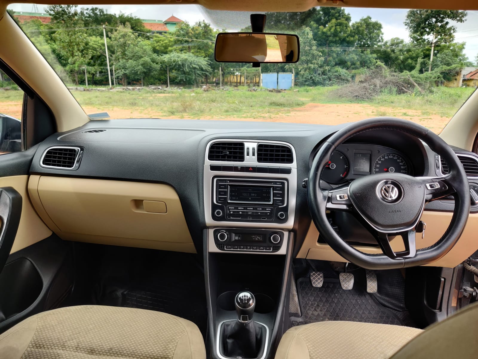 Volkswagen Polo(2010-2012) Comfortline 1.2l D